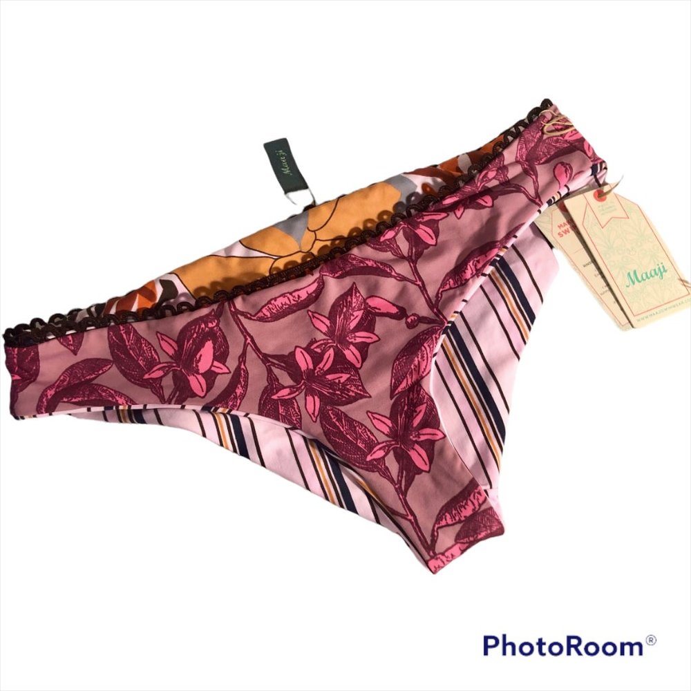 NWT Maaji Reversible Swim Bottoms, Large